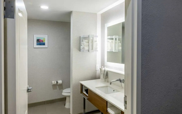 Hampton Inn & Suites Cleburne