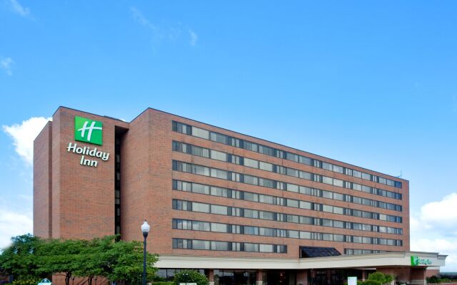 Delta Hotels by Marriott Muskegon Convention Center