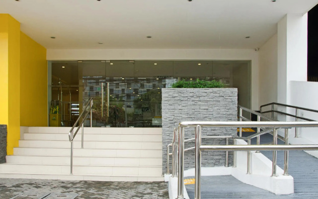 Go Hotels Manila Airport Road