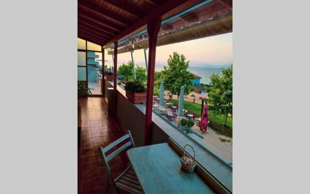 Sea View Roof Garden Apartment