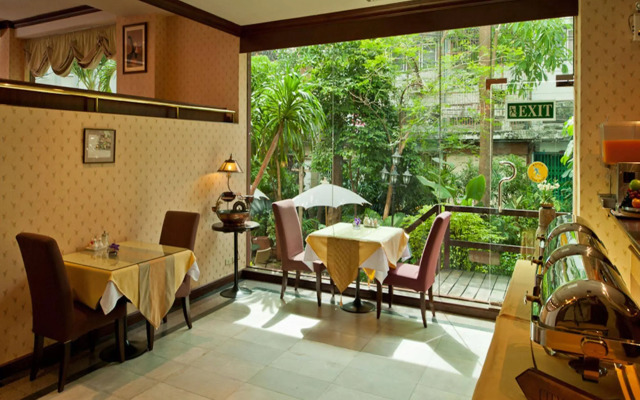 Silom City Hotel