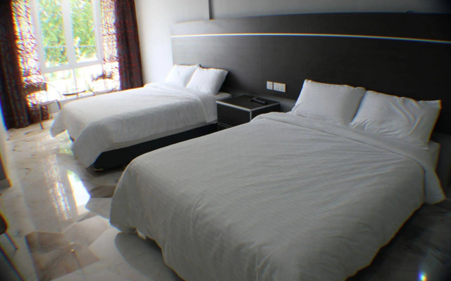 Bercham Vacation House
