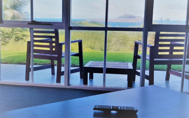 Cottages at Seaview Norfolk Island – Balcony – Burnt Pine