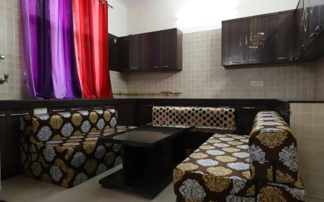 OYO 29871 Noida Dreamz 2