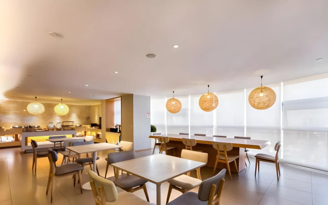 Ji Hotel (Hangzhou Wulin Square, Wenhui Mansion)