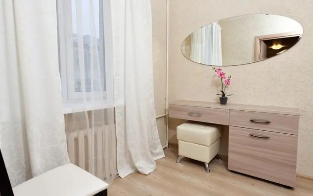 Рядом с Кремлем