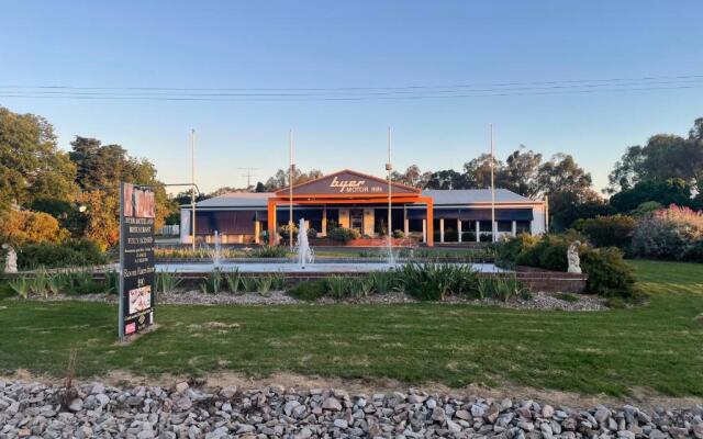 Byer Fountain Motor Inn, Holbrook