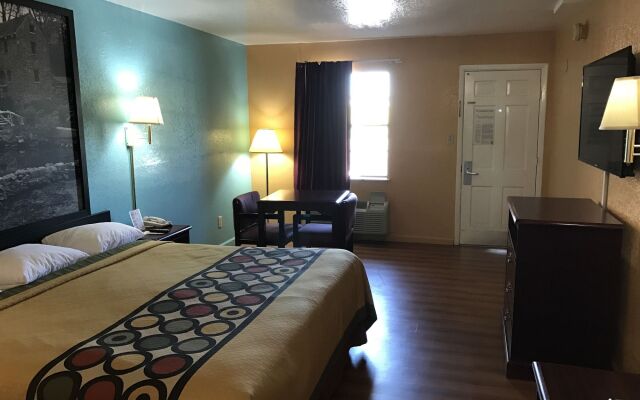 Super 8 By Wyndham Little Rock/North/Airport