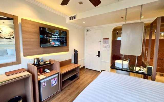 Tulip Hotel 2