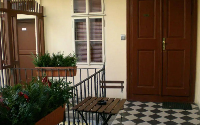 Little Town budget hotel