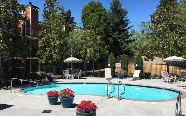 Escape at Eastside Condo and Townhomes