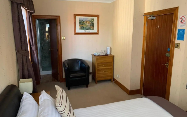 Pine Guest House