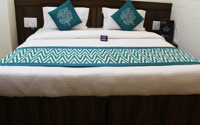 OYO 2749 Hotel Vedas