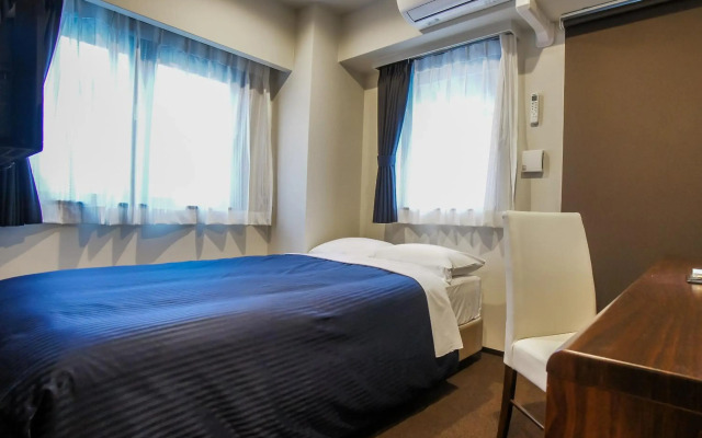 Hotel LiVEMAX Umeda Douyama