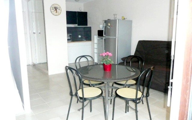 Apartment With one Bedroom in Mandelieu-la-napoule, With Wonderful Mou