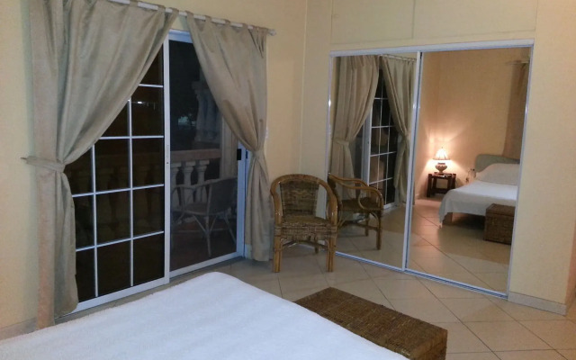 Le Chateau Ocean Villas