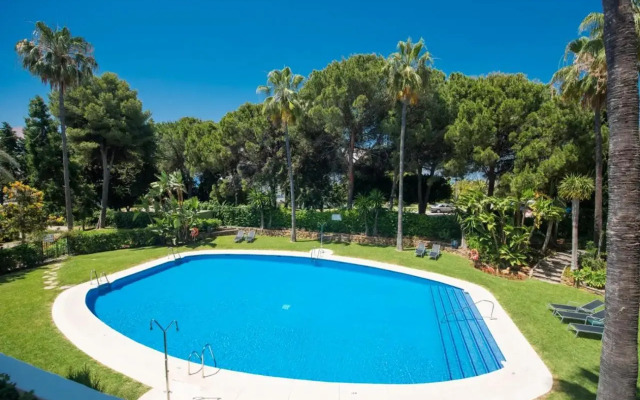 Charming 2 Bedroom Trocadero Arena area