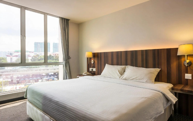 ZEN Rooms Sakura Boutique Hotel