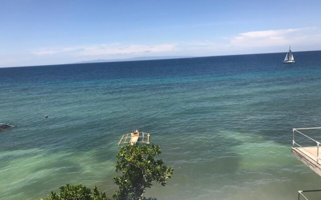 Babylon Oslob Coast Guesthouse