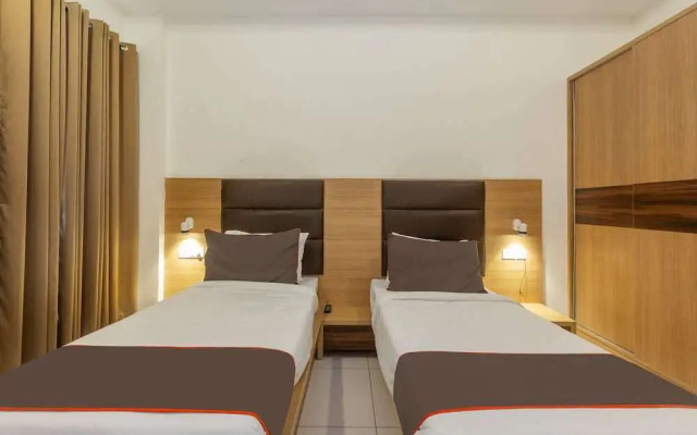 Townhouse 495 IGI Airport