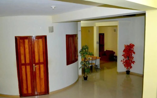 Thampa Tourist Hotel in Vavuniya