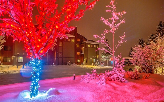 The West Condominiums by Steamboat Resorts