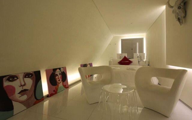 Form Hotel