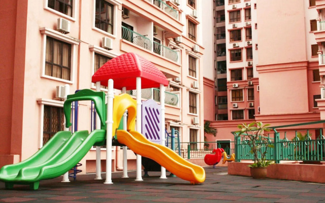 Marina Court Resort Condominium