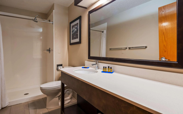 Best Western Plus Hudson I-94