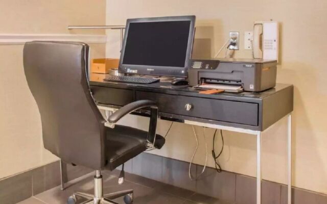 Comfort Inn South