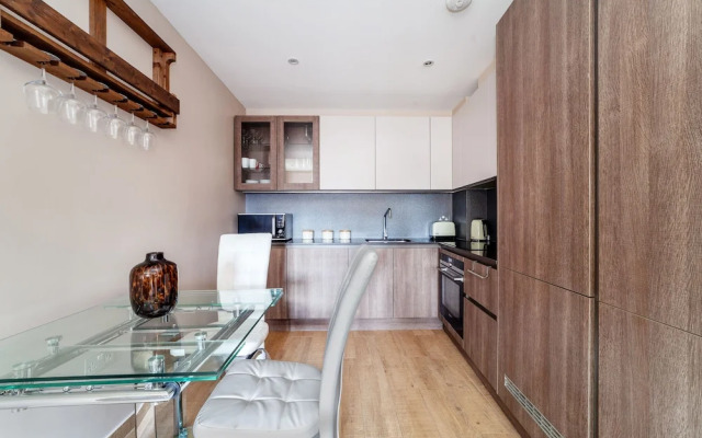 The Ravenscourt Park Collection