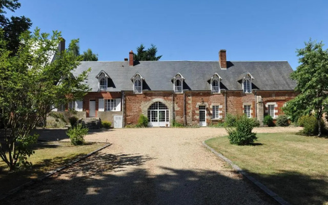 Le Chateau De Vaux