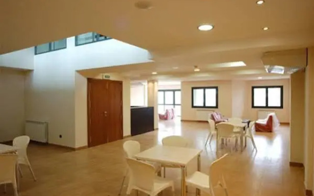 Apartamentos Turisticos Vicotel