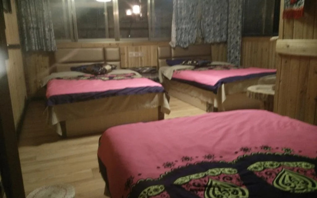 Long Feng Inn