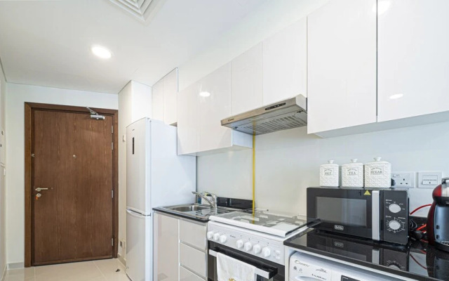 KOHH – Studio in Virdis Tower