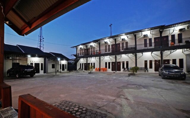 OYO 90618 Hanania House Syariah