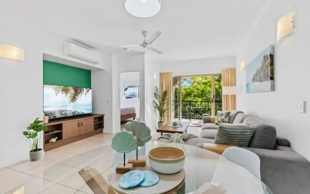 Urban Tropics Modern Resort Apartment