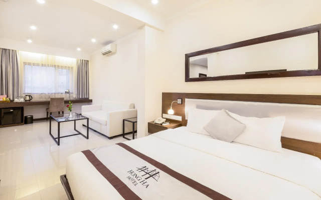 Hong Ha Hotel – Guest Rooms – Hanoi