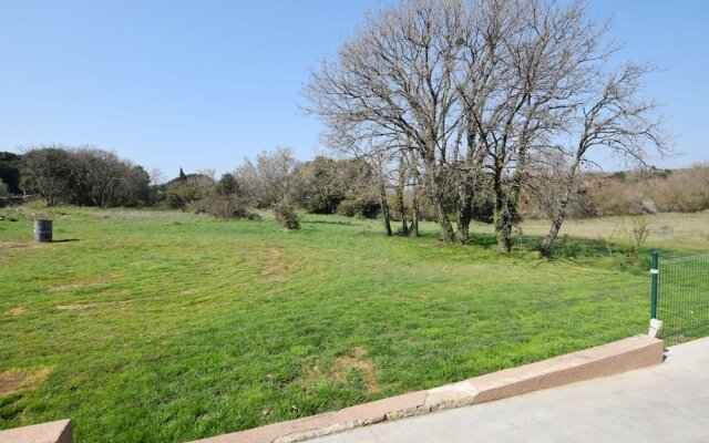 Modern Apartment in Pula With Swimming Pool