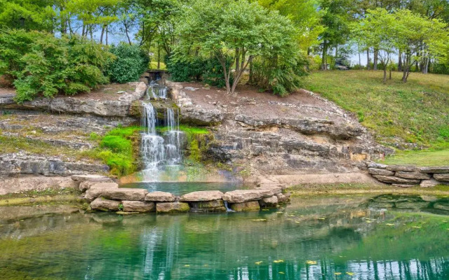 Stonebridge Village - Reeds Spring