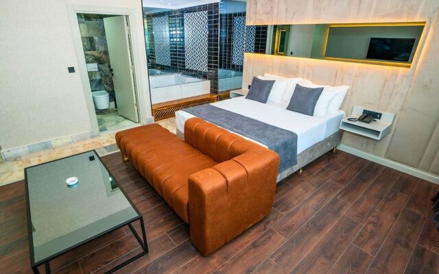 216 Station Suite Gebze