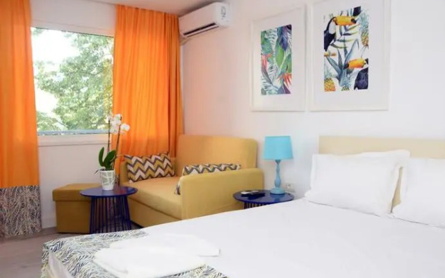 Spring Holiday Resort