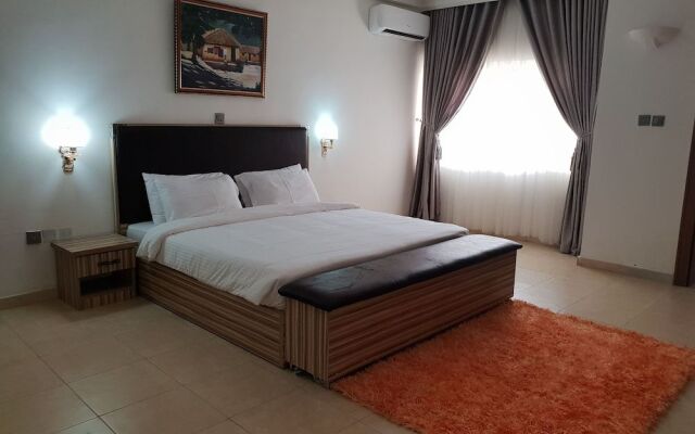Serendib Hotel and Apartments