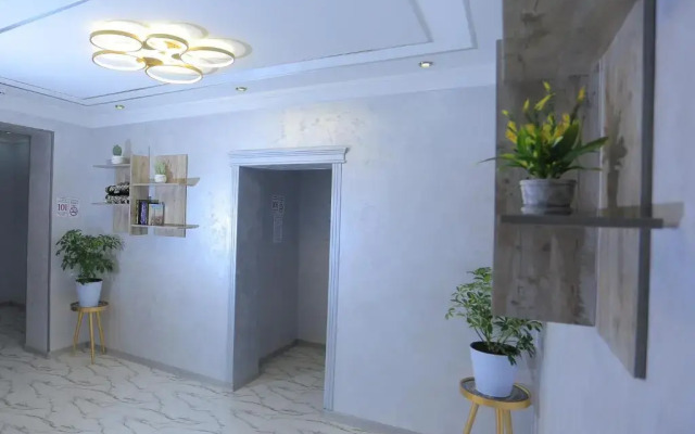 Hayot Plaza Hotel