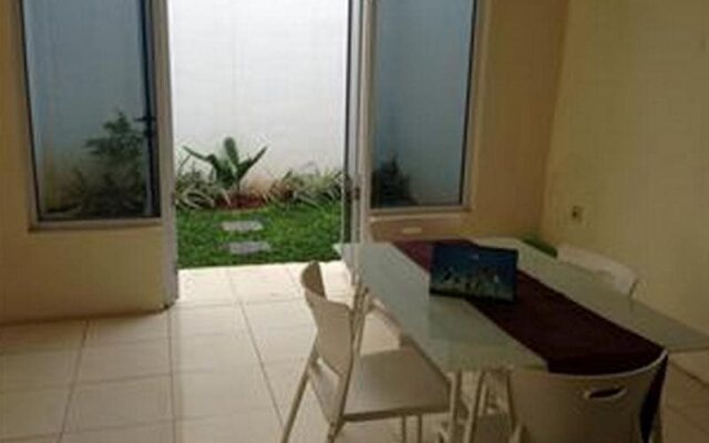 Gardenia Residence Guest House