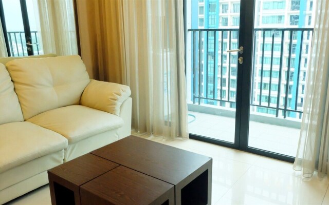 Pondok Indah At Hampton's Park Apartment