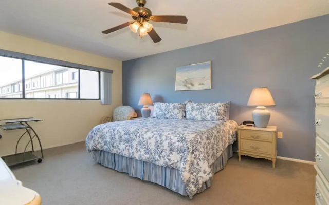 Waterway Condos 327