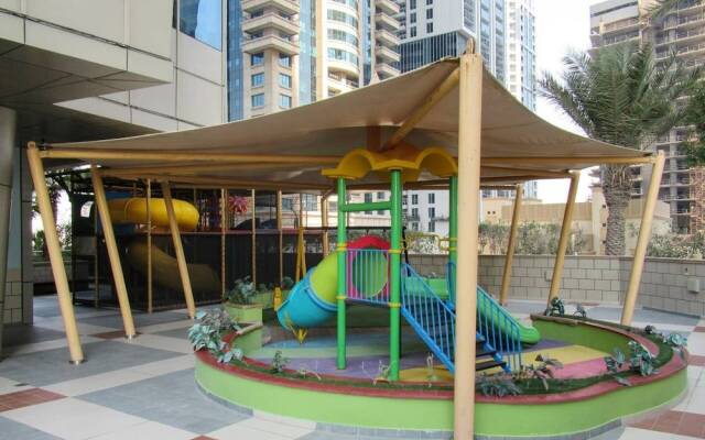 Elegant and Functional 2BR in Marina - Sleeps 5!