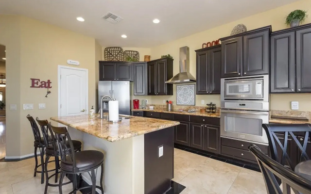 Casa Hideaway 3 Bedroom Home by Redawning