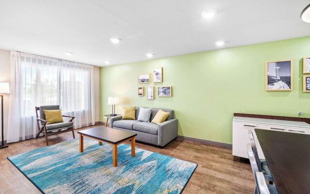 Woodspring Suites Fort Myers - Cape Coral